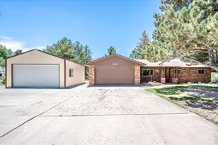 300 Ranch Acres Dr, Loveland, CO 80538 - Photo 2