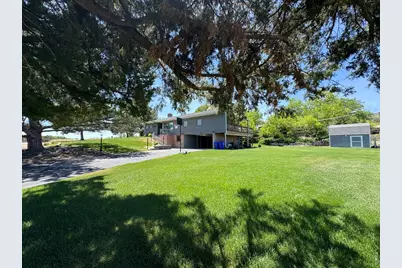 120 Highland Dr, Sterling, CO 80751 - Photo 4
