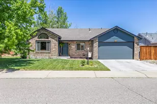 3774 Minturn Dr, Loveland, CO 80538 - Photo 2