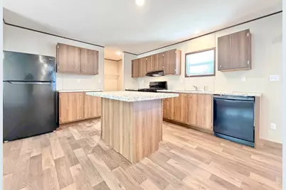 103 Beach Dr, Log Lane Village, CO 80705 - Photo 8