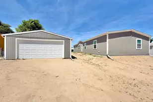 103 Beach Dr, Log Lane Village, CO 80705 - Photo 2