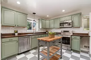 7270 Avrum Dr, Denver, CO 80221 - Photo 8