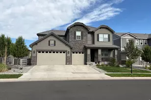 16277 Pikes Peak Dr, Broomfield, CO 80023 - Photo 2