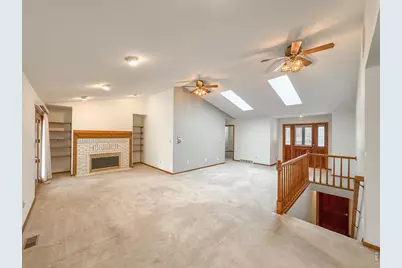2224 Spindrift Dr, Longmont, CO 80503 - Photo 8