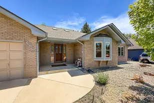 2224 Spindrift Dr, Longmont, CO 80503 - Photo 2