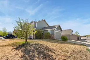 3211 White Buffalo Dr, Wellington, CO 80549 - Photo 2