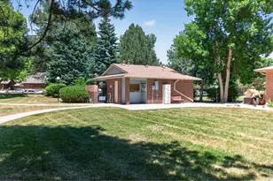 1024 Oxford Ln, Fort Collins, CO 80525 - Photo 32