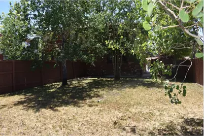 1306 Parker Dr, Longmont, CO 80501 - Photo 18