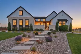 1907 Spring Bloom Dr, Windsor, CO 80550 - Photo 2