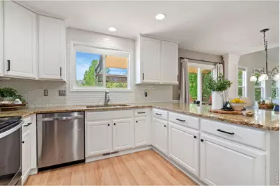 1890 Twin Lakes Cir, Loveland, CO 80538 - Photo 10