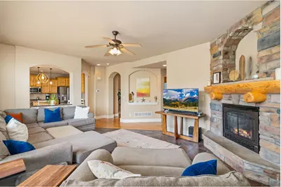 4283 Woodlake Ln, Wellington, CO 80549 - Photo 8