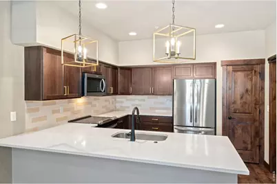 1618 Continental Peaks Cir, Estes Park, CO 80517 - Photo 8