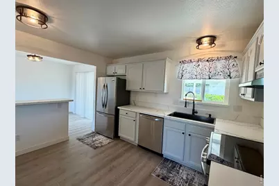 4422 W 9th St, Greeley, CO 80634 - Photo 4