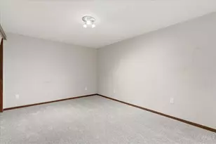2060 Bennington Cir, Fort Collins, CO 80526 - Photo 26