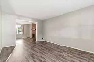 2060 Bennington Cir, Fort Collins, CO 80526 - Photo 10