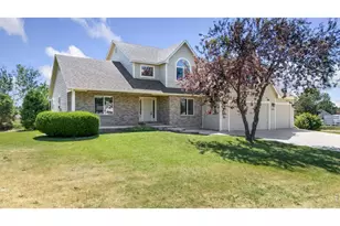 1808 Carefree Dr, Fort Collins, CO 80525 - Photo 2