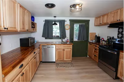 324 N 3rd Ave, Sterling, CO 80751 - Photo 8