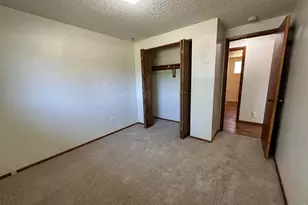 820 W 30th St, Loveland, CO 80538 - Photo 28