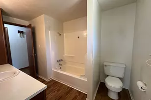 820 W 30th St, Loveland, CO 80538 - Photo 24
