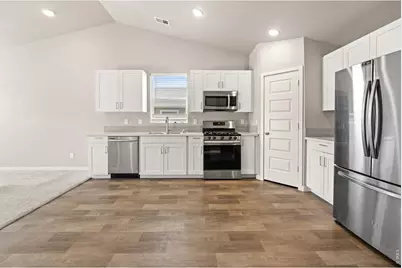 370 Cherokee Trl, Ault, CO 80610 - Photo 4
