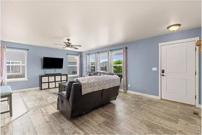 254 S Tamera Ave, Milliken, CO 80543 - Photo 6