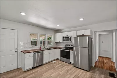 1008 34th Ave, Greeley, CO 80634 - Photo 6