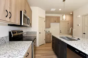 533 S 10th St, Berthoud, CO 80513 - Photo 12
