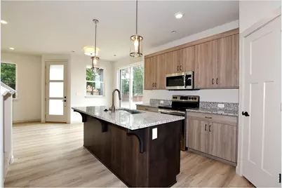 533 S 10th St, Berthoud, CO 80513 - Photo 14