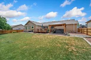 1211 N 4th St, Johnstown, CO 80534 - Photo 32