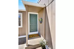 1057 E 5th St, Loveland, CO 80537 - Photo 22