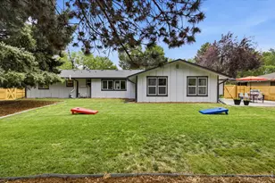 1433 Pikes Peak Ave, Fort Collins, CO 80524 - Photo 4