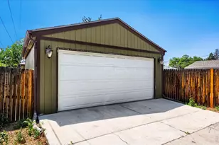 2270 Joliet St, Aurora, CO 80010 - Photo 28