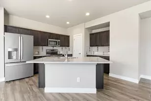 1106 103rd Avenue Ct, Greeley, CO 80634 - Photo 4