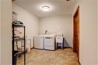 355 Kiowa Dr, Estes Park, CO 80517 - Photo 26