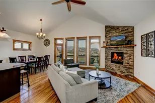 355 Kiowa Dr, Estes Park, CO 80517 - Photo 2
