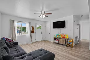 501 Circle Dr, Fort Morgan, CO 80701 - Photo 2