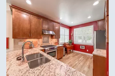 1441 Moonlight Dr, Longmont, CO 80504 - Photo 10