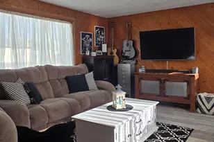 210 Oak St, Log Lane Village, CO 80705 - Photo 6