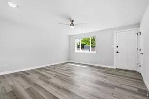 1035 6th St, Berthoud, CO 80513 - Photo 4