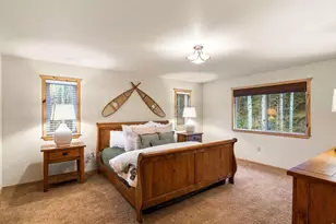 1035 Streamside Dr, Drake, CO 80515 - Photo 16