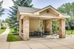 927 Hover Ridge Cir, Longmont, CO 80501 - Photo 32
