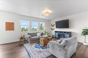 6087 Holstein Dr, Fort Collins, CO 80528 - Photo 8