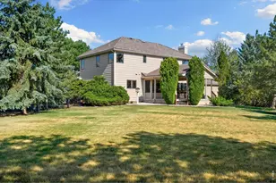 346 High Pointe Dr, Fort Collins, CO 80525 - Photo 2