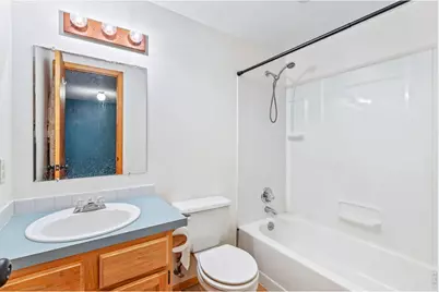 4210 W 22nd St, Greeley, CO 80634 - Photo 12