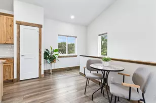 1060 Cleveland Ave, Loveland, CO 80537 - Photo 10