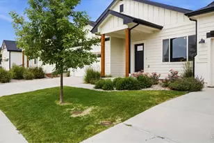 3673 Taylor Walker St, Loveland, CO 80537 - Photo 2