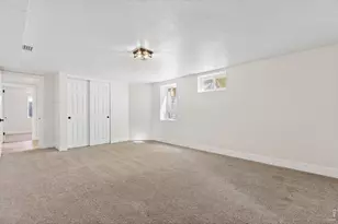 2260 Leyden St, Denver, CO 80207 - Photo 26