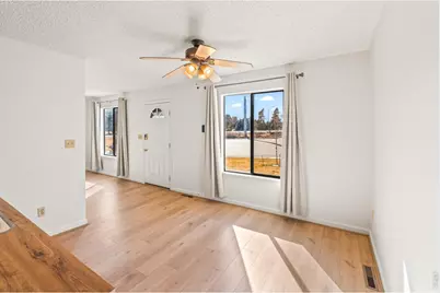 326 44th Ave, Greeley, CO 80634 - Photo 8
