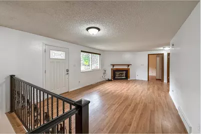 1739 Shavano St, Longmont, CO 80504 - Photo 4