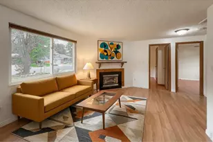 1739 Shavano St, Longmont, CO 80504 - Photo 4